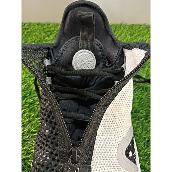 Size 9.5 - Nike PG 4 Oreo - CD5079-100 main image 15